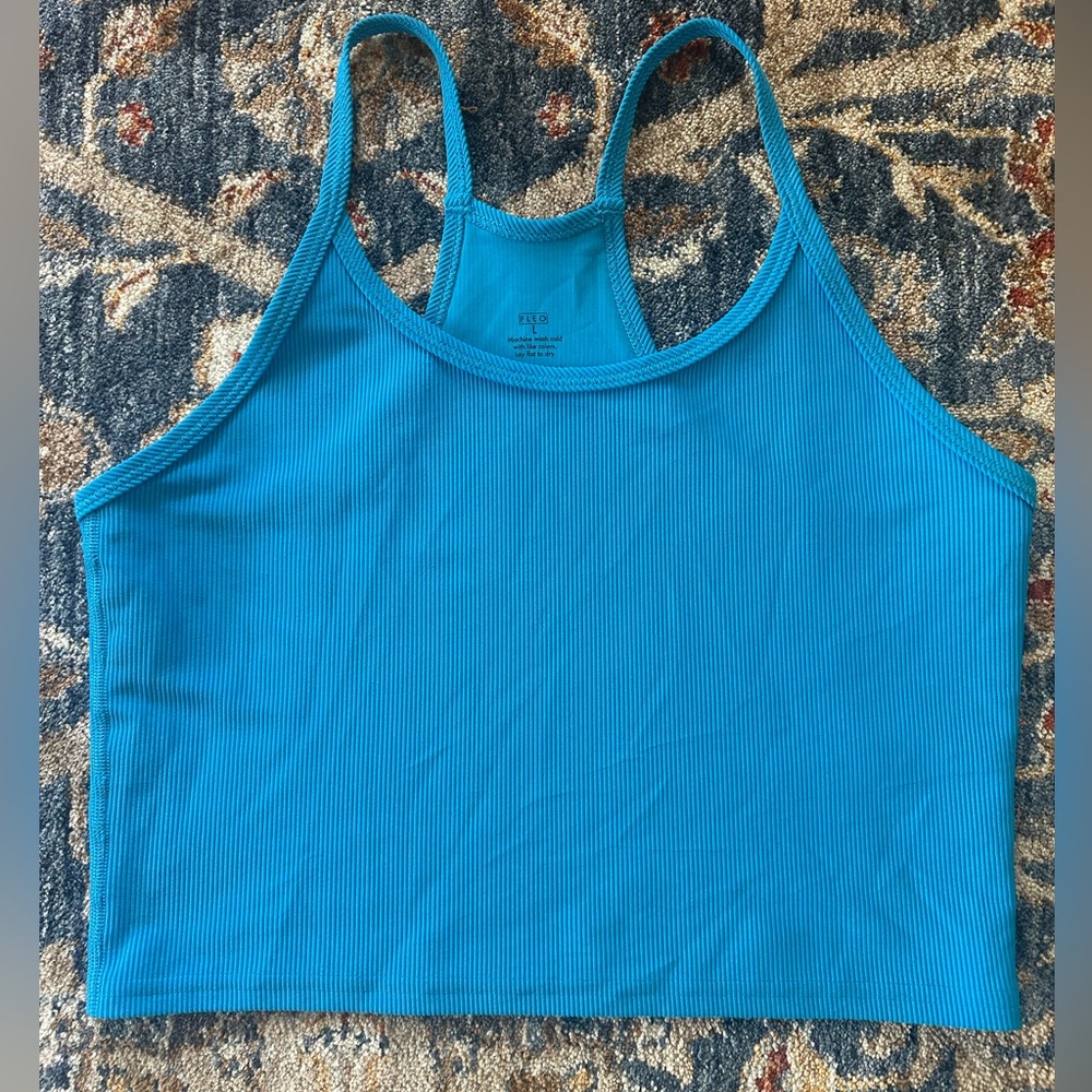 NWOT Fleo vibrant blue ribbed crop switch up tank size large